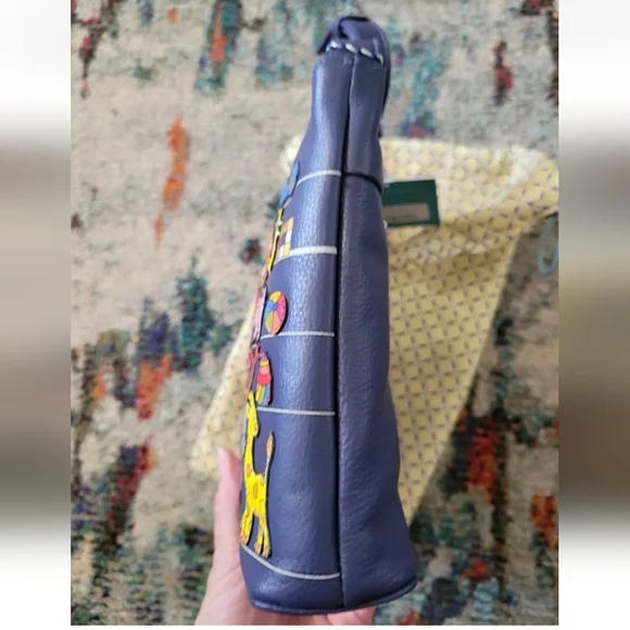 Mala Beaus The Toy Shop Midi Cross Body Bag - Picture 13 of 17